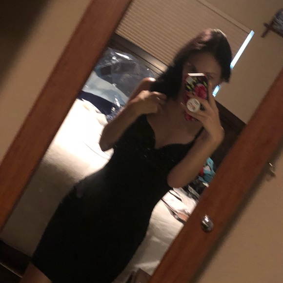 The Little Black Dress Sz Small - Picture 7 of 8